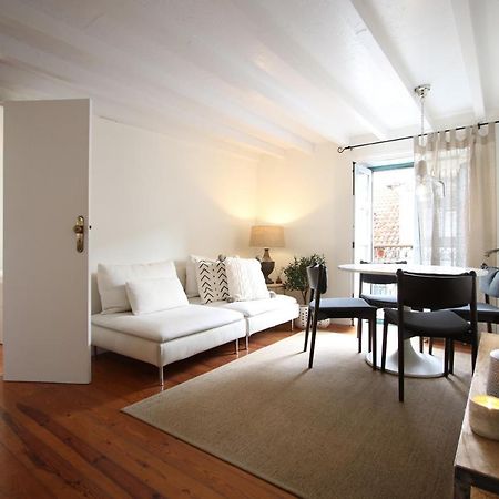 Chic Urban Retreat At Downtown With Balcony & Views Lägenhet Lisboa Exteriör bild