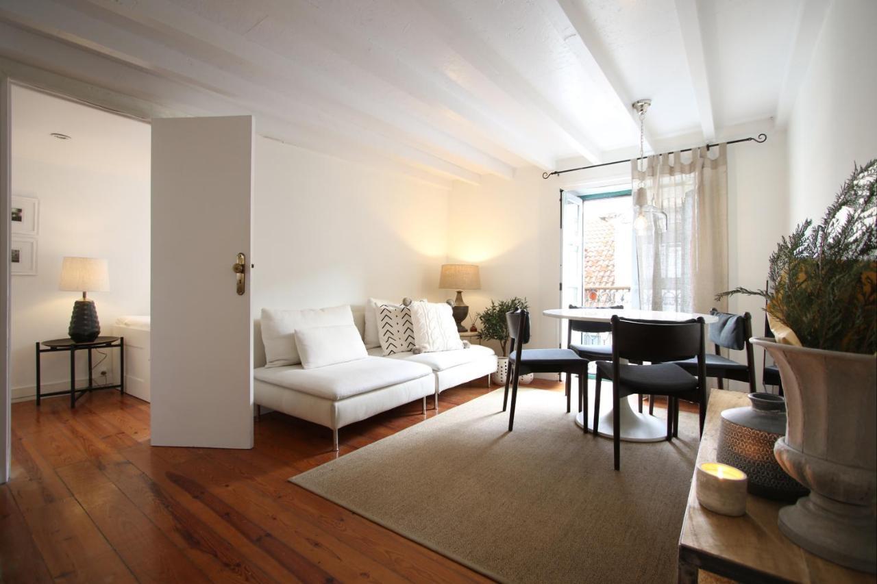 Chic Urban Retreat At Downtown With Balcony & Views Lägenhet Lisboa Exteriör bild